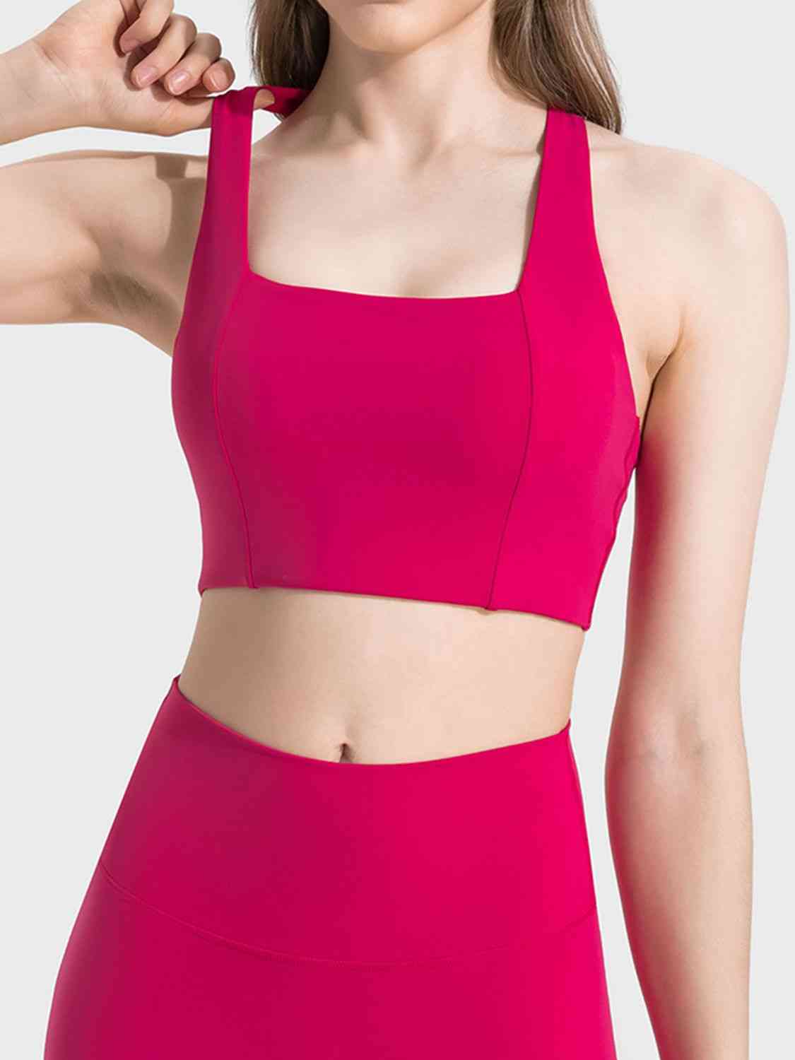 Scoop Neck Sports Bra