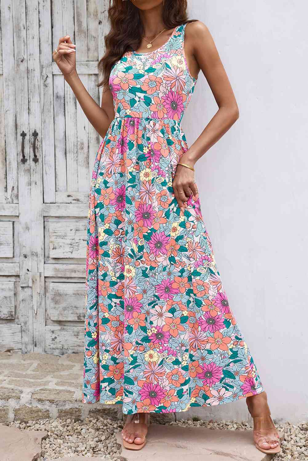 Round Neck Sleeveless Maxi Dress with Pockets