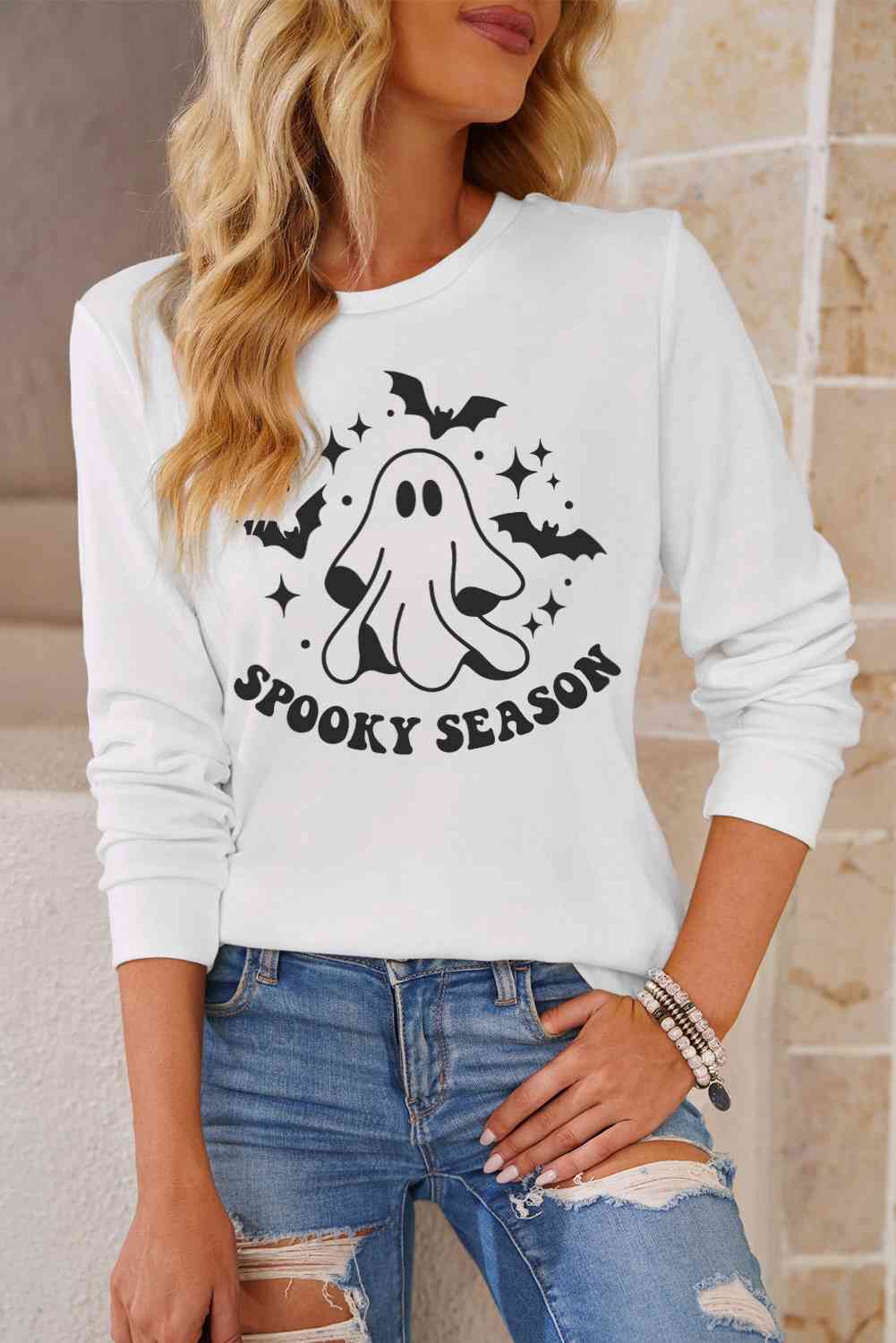 SPOOKY SEASON Graphic Round Neck Sweatshirt