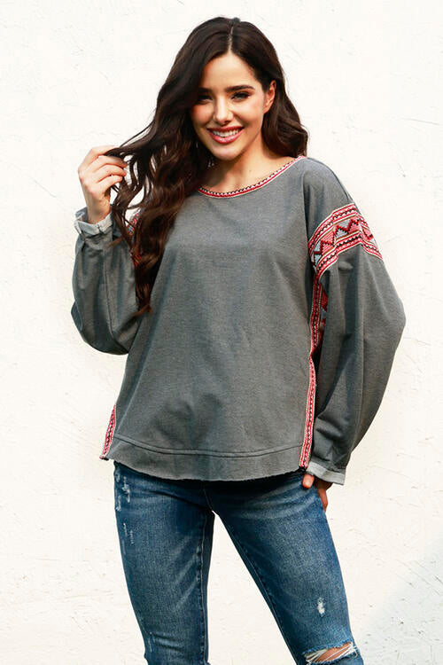 Geometric Round Neck Long Sleeve T-Shirt